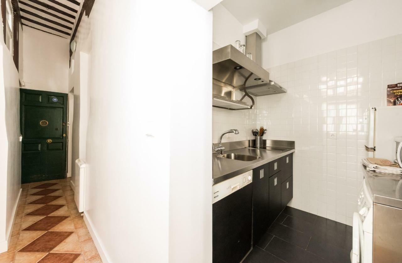 Apartamento La Buena Guarda Apartment มาดริด ภายนอก รูปภาพ