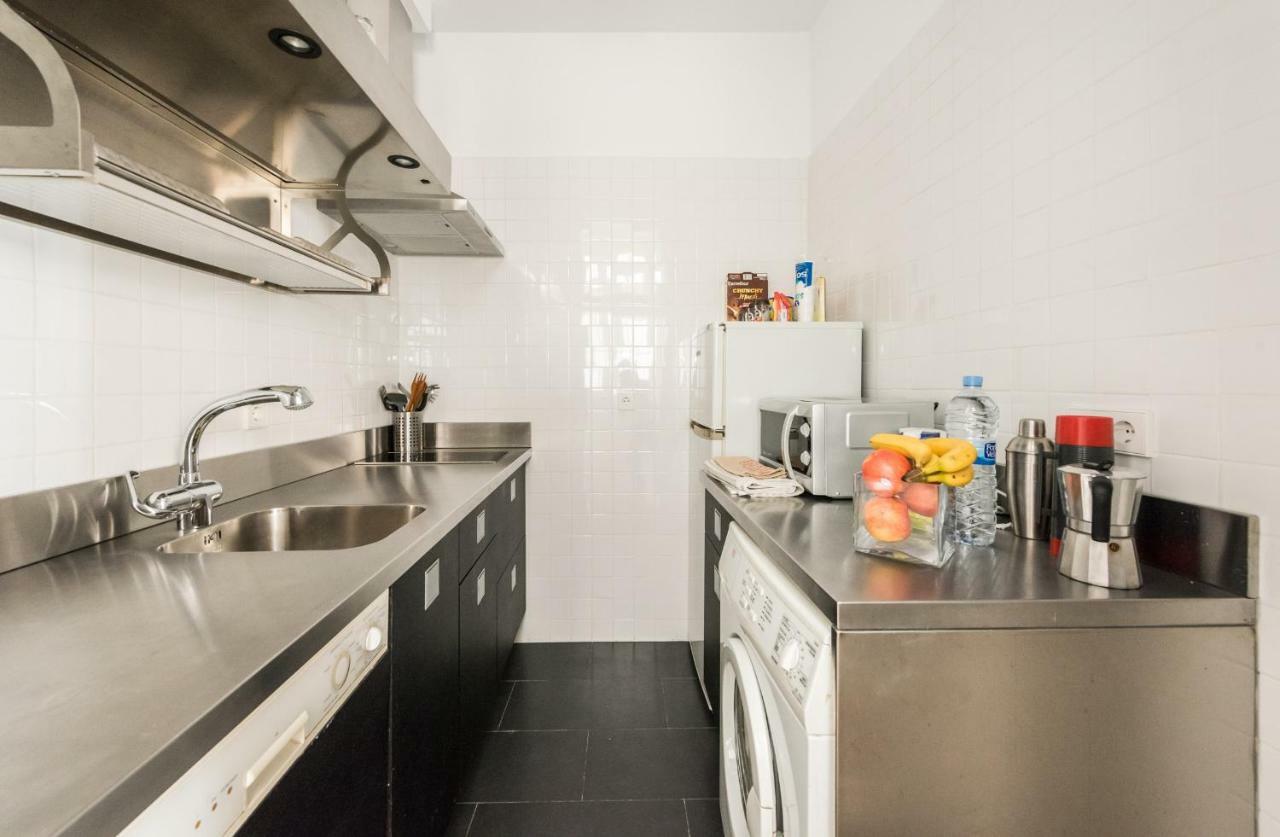 Apartamento La Buena Guarda Apartment มาดริด ภายนอก รูปภาพ